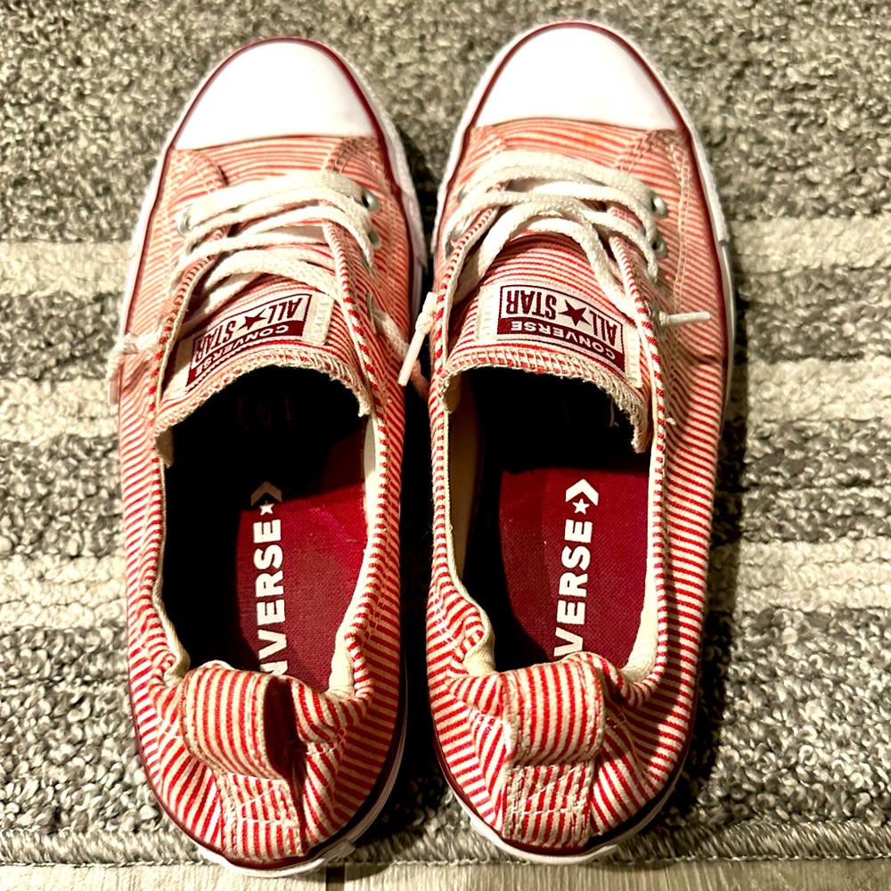 Converse red and white stripes